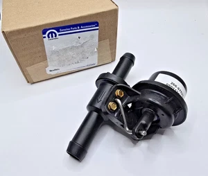 [Chrysler 5011241AA] Genuine OE A/C & Heater Water Valve for 1998-2003 Dodge RAM - Picture 1 of 4