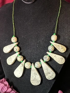Vintage Natural Carved Stones & Lime Green Glass Micro Beads Native Necklace - Picture 1 of 16