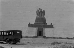 Navarin Monument Morts des Armees Champagne Francia De Colección Años 1920 Foto Negativo - Imagen 1 de 1
