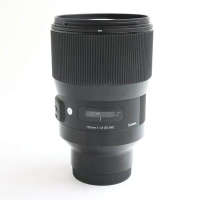 SIGMA 135mm F/1.8 DG HSM Art (for SONY E mount) #300 - Image 1 of 4