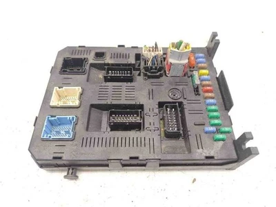 Modulo scatola fusibili DC CITROËN C5 I 9660105980 2.00 Diesel 2003 30071841 - Immagine 1 di 4