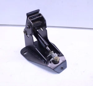 07-11 Harley Davidson FLHTCUI Electra Glide Ultra SEAT REST BACK SPRING MOUNT - Bild 1 von 7