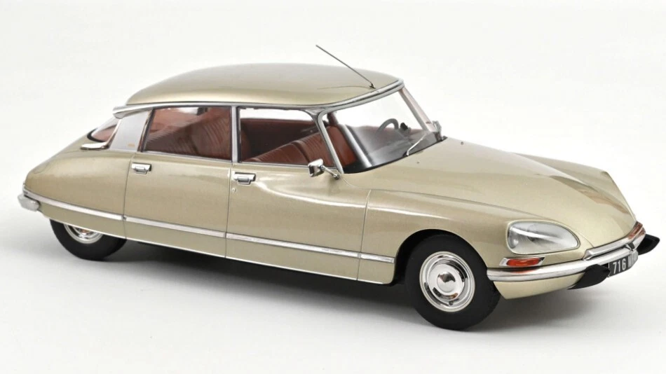 Modellino auto scala 1:12 Norev CITROEN DS 23 PALLAS diecast modellismo statico - Immagine 1 di 1