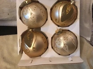 Vintage Christmas Ornaments Snowflake Gold Glitter Swirls Poland Hand Made Rare - Picture 1 of 9