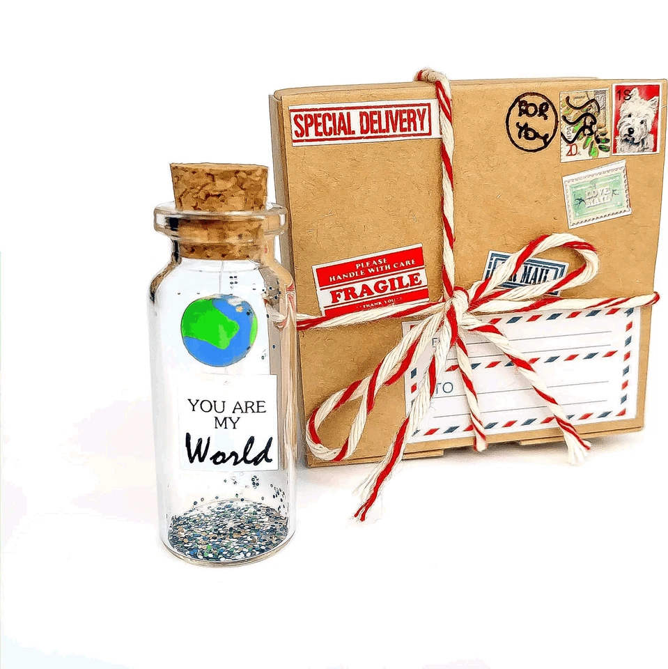 Cute Girlfriend and Boyfriend Gifts   Personalized Anniversary Present for Her - Image 1 of 4