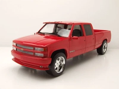 Chevrolet 3500 Equipaggio Cab Silverado Pick Up 1997 Rosso Modellino Auto 1:18 - Immagine 1 di 4