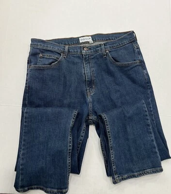 Pantalones de mezclilla rectos clásicos para hombre talla 34x30 Saddlebred lavado medio Foto 1 de 4