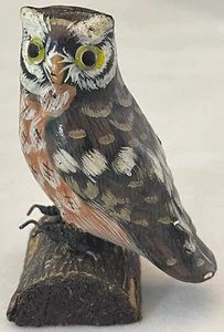 Vintage Owl Figurine Carved Wood Hand Painted 3-1/8" Tall with Wire Claws - Picture 1 of 7