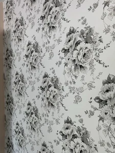 York Wallcoverings Heritage Rose Wallpaper White/black 5 Rolls - Picture 1 of 6