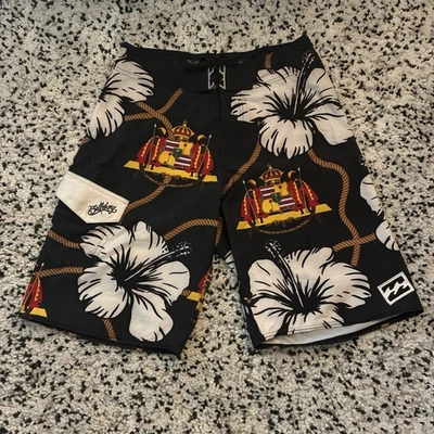 Billabong Hawaii Floral Surf Size 30 Board Shorts Black Stretch - Image 1 of 4