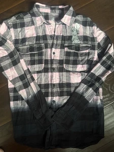 Remy Ratatouille Flanell Button Down Hemd XS Disney Parks Rosa Schwarz Retired - Bild 1 von 7