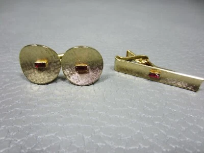 Vintage Arched Red Stone Yellow Gold Plated Cuff Links with Tie Clasp - Image 1 of 4