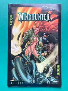 Mindhunter Aliens Witchblade Darkness Predator TPB NM (Dark Horse 2001) H Grade - Bild 1 von 9