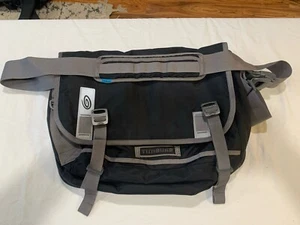 Timbuk2 Commute 2.0 Messenger Laptop Umhängetasche schwarz Logo - Bild 1 von 11