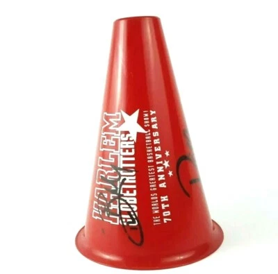 Megáfono de recuerdo rojo 70 aniversario Harlem Globetrotters firmado vintage 1996 Foto 1 de 4