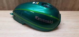 Tanque de combustible / tanque de gasolina Kawasaki Z650RS 2022 - 2023 51092-5109-63H - Imagen 1 de 11