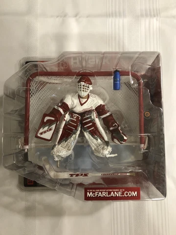 Dominik Hasek Detroit Red Wings '02 Figure McFarlane's Series 2 Loose Shin Strap Cover