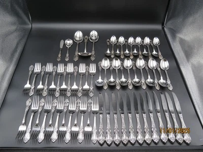 65 pc ONEIDA COMMUNITY *WORDSWORTH* STAINLESS FLATWARE! 12 SETTINGs +SERVING PCS - Image 1 of 4