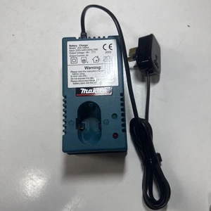 ‘Makita’ 18V Tool Battery Charger JDA-180KA - Picture 1 of 12