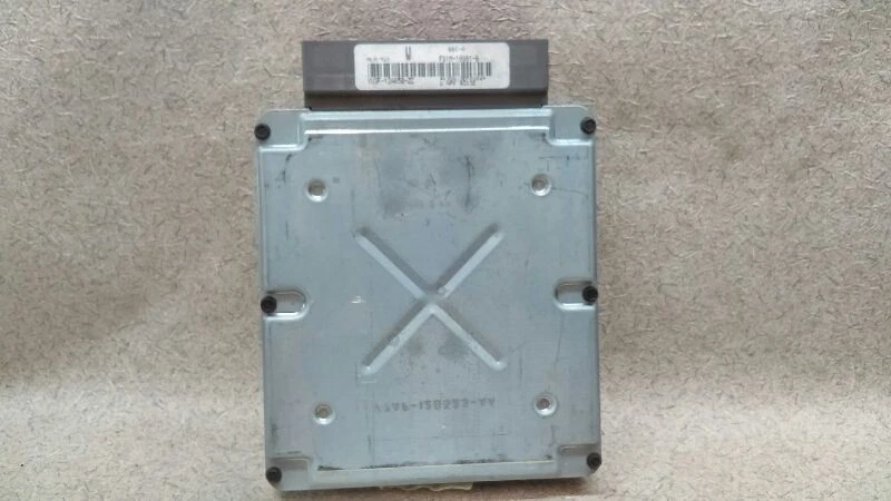 Módulo de control electrónico ECM para computadora de motor FS1M18881 compatible con 00 MAZDA 626 PC56 Foto 1 de 4