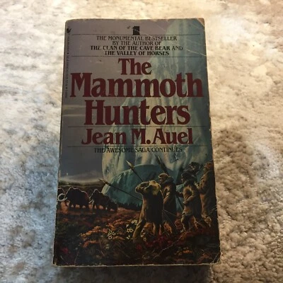 The Mammoth Hunters Historical Romance Paperback Jean M. Auel from Bantam 1986 - Image 1 of 4