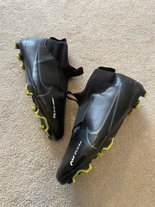 Nike Air Zoom Boys Mens Womens Studs Size 5.5 EU 38.5 Football Boots Trainers - Picture 1 of 7
