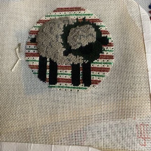Igc Handpainted Needlepoint Canvas Almost Completed Christmas Ornament Sheep - Imagen 1 de 3
