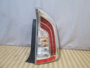 12-15 Toyota Prius Hybrid OUTER CORNER QTR MTD Tail Light Right PASSENGER OEM - Picture 1 of 9