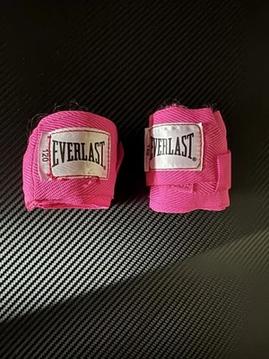 Pre Owned Good Everlast Core 120” Inch Handwraps Hot Pink 2 Pack - Image 1 of 2