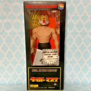 Medicom Toy RAH Real Action Heroes Tiger Mask Action Figure New - Picture 1 of 7