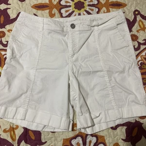 Pantalones Cortos Croft & Barrow Blanco Ajuste Natural Elástico Talla 14 - Imagen 1 de 6
