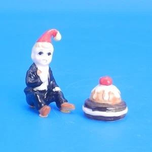 Vintage Bone China LITTLE JACK HORNER Miniature Nursery Rhyme Figurines - Picture 1 of 5