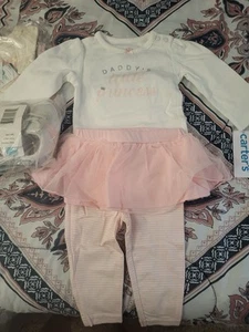 4 PC plus shoesBaby Girl Clothes Lot Carter's 3 Months Footed Pajamas - Picture 1 of 4