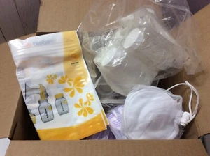 Lot Of Nursing Pads, Breast Milk Storage Bottles, And Bottle Bags - Picture 1 of 8