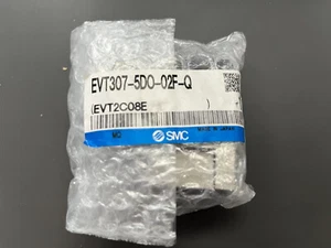 1PC New SMC EVT307-5DO-02F-Q Pneumatic Valve - Bild 1 von 2