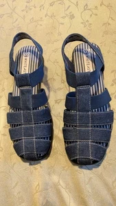 White Stag Damen blau Denim Canvas Slingback enge Zehenpartie Sandale, Größe 9 - Bild 1 von 8