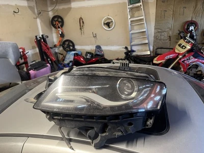 2009 2010 2011 2012 Audi A4 S4 Xenon D river &  Passenger Headlight Assembly OEM - Image 1 of 4