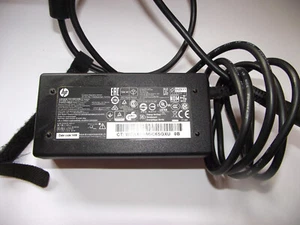 HP 65W Netzteil Modell Tpc Ca58 - Bild 1 von 1