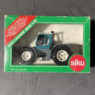 1/32 SIKU Farmer 2957 Fendt Xylon 524 B20*  NEW VINTAGE - Image 1 of 4