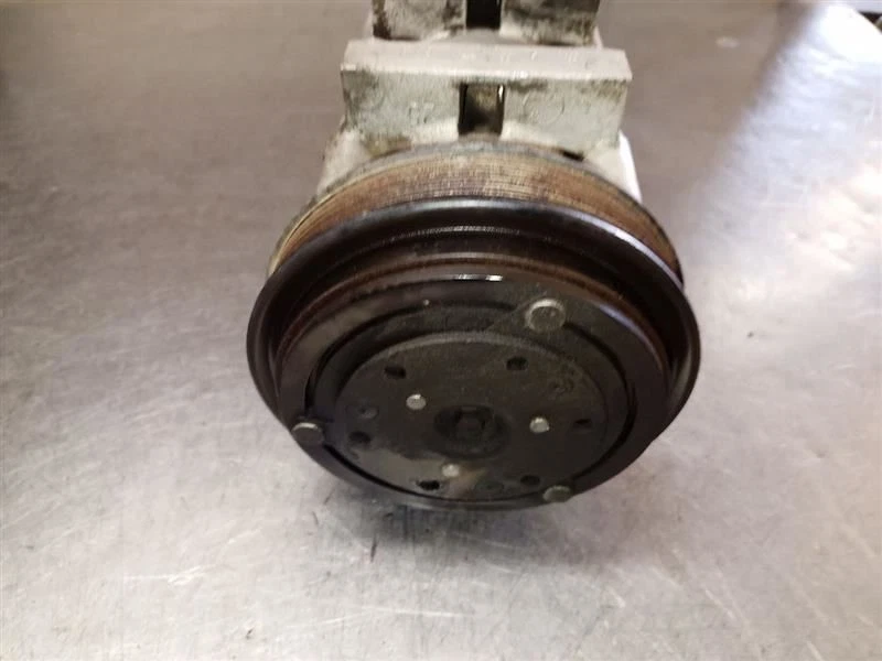 AC Compressor Clutch Assembly from 1989 Ford F150 4.9L 8792576 - Image 1 of 4