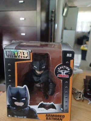 Batman. Batman blindado. Metales fundidos Foto 1 de 3