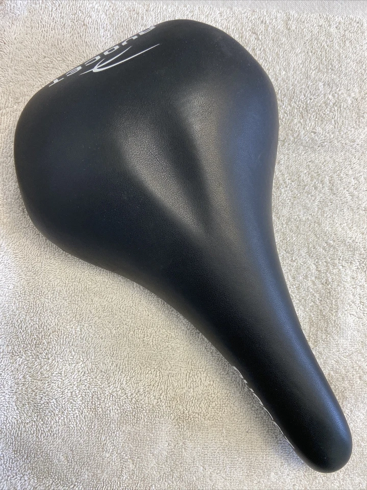 AVOCET AMPD X-Country W -Black and grey Bike Seat- Light weight Saddle- Ti Rails - Image 1 of 4