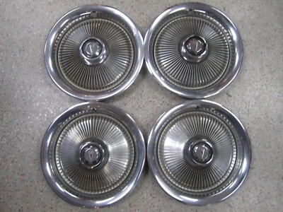 Juego de (4) cubiertas de rueda Pontiac Firebird Grand Prix LeMans 1972-1980 14" 5028A Foto 1 de 4