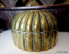 Indian Mughal Pandan Brass Box Ribbed Dome Shape Heavy Quality Box Antique ^