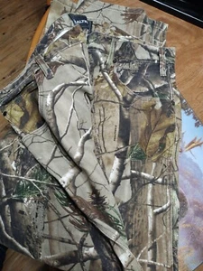 REALTEE CAMO Work Hunting  Pants Large  SZ 38x30 100% Cotton - Picture 1 of 3