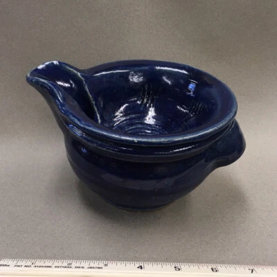 Navetta da barba natalizia fatta a mano ceramica gres fatta a mano USA omaggio - Immagine 1 di 4