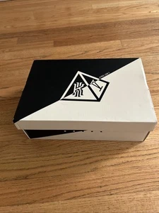 Authentic Kyrie, Low’s 5 Tb￼￼ - Picture 1 of 8