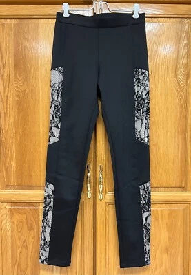 Leggings XOXO negros con ribete de encaje (talla M) Foto 1 de 4