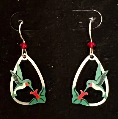 Pendientes de plata hipoalergénicos Sienna Sky HUMMINGBIRD cuentas de rubí verde y rojo Foto 1 de 4