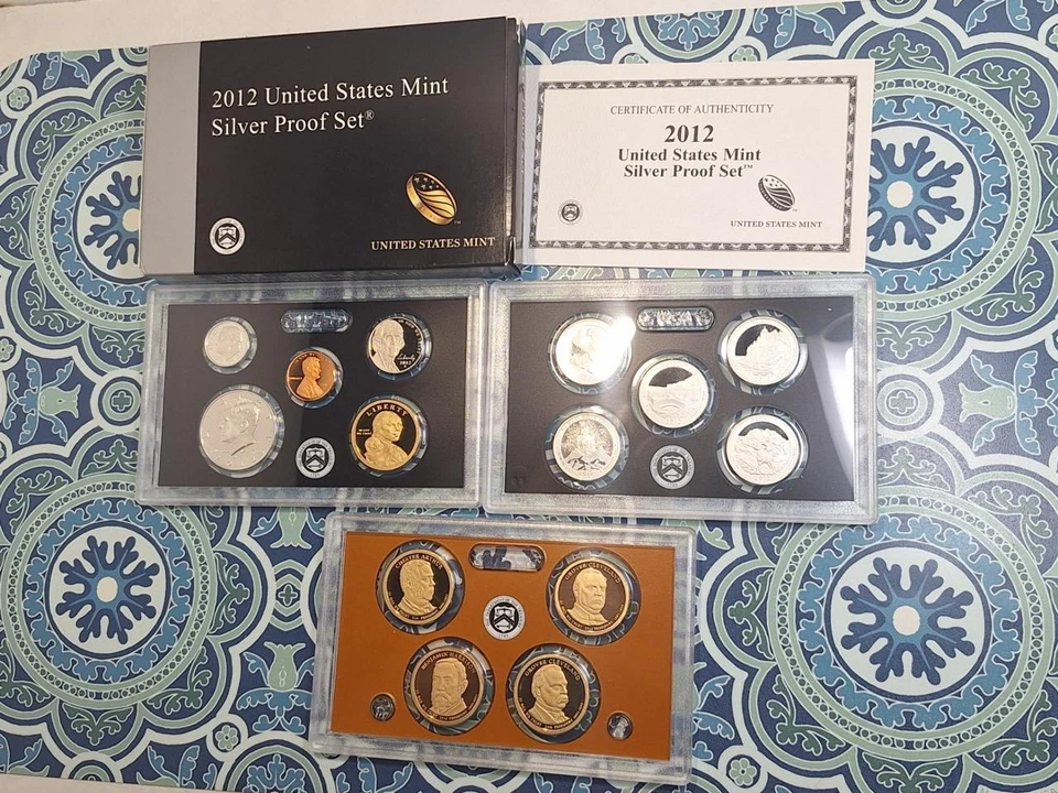 2012 S UNITED STATES MINT SILVER PROOF SET WITH BOX & COA 14 COIN SET - Image 1 of 1